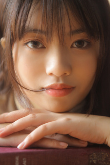 男人一边吻奶边挵进去免费软件